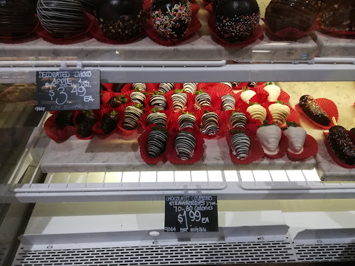 Grocery Store «Northgate Gonzalez Markets», reviews and photos, 11660 Firestone Blvd, Norwalk, CA 90650, USA