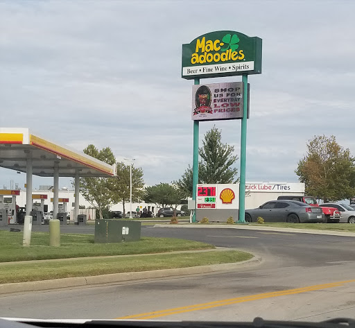 Liquor Store «Macadoodles- South Springfield», reviews and photos, 1455 E Independence St, Springfield, MO 65804, USA
