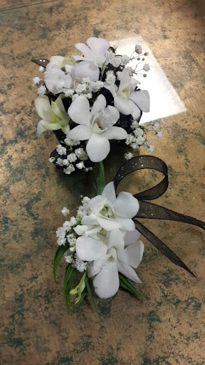 Florist «Elite Floral & Gift Shoppe», reviews and photos, 504 N Alafaya Trail #109, Orlando, FL 32828, USA