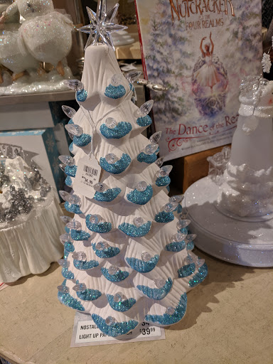 American Restaurant «Cracker Barrel Old Country Store», reviews and photos, 800 N Interstate Dr, Norman, OK 73072, USA