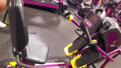 Gym «Planet Fitness - Groves, TX», reviews and photos, 4900 Twin City Hwy, Groves, TX 77619, USA
