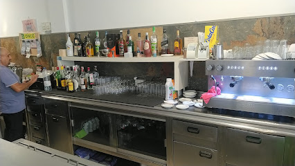 Bar Brisas - Ctra. los Roques, 23, 38570 Fasnia, Santa Cruz de Tenerife, Spain