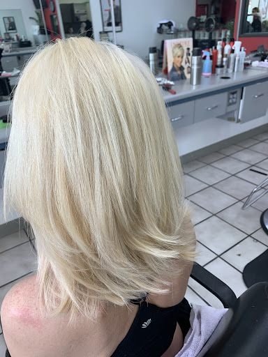 Hair Salon «Fantastic Sams Cut & Color», reviews and photos, 29138 Ryan Rd, Warren, MI 48092, USA