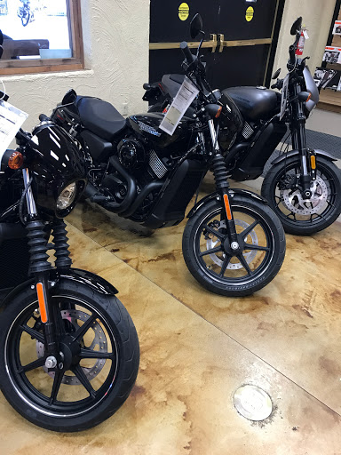 Harley-Davidson Dealer «Desert Wind Harley-Davidson», reviews and photos, 922 S Country Club Dr, Mesa, AZ 85210, USA