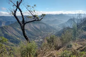 Pico do Ana Moura - 980 mts image