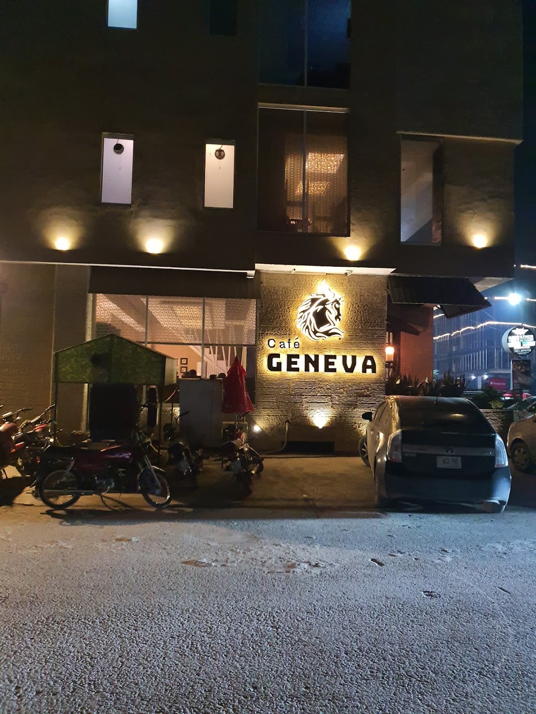 Cafe Geneva