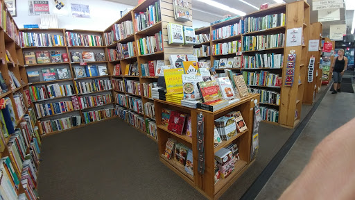 Book Store «Half Price Books», reviews and photos, 5017 Excelsior Blvd, St Louis Park, MN 55416, USA