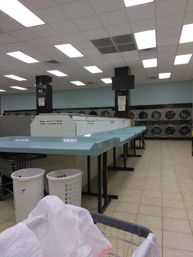 Laundry «Aqua Star Laundry», reviews and photos, 7627 Culebra Rd, San Antonio, TX 78251, USA