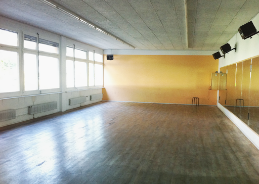 Urban dance classes in Zurich