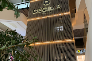 Décima Plaza image