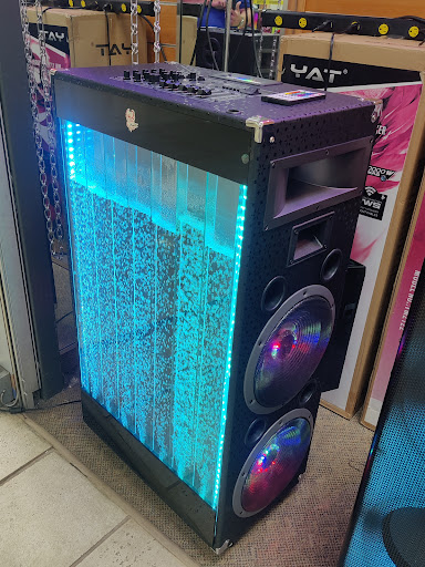 Shopping Mall «Marketplace Mall», reviews and photos, 2101 Peters Creek Pkwy, Winston-Salem, NC 27127, USA