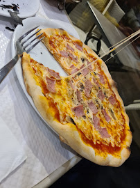 Pizza du Restaurant italien LE CONVIVIAL à Paris - n°10