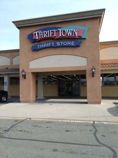Thrift Store «Thrift Town», reviews and photos, 6328 Fair Oaks Blvd, Carmichael, CA 95608, USA