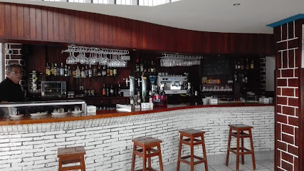 Café Bar AZuR - Pl. la Pontanilla, 0, 39400 Los Corrales de Buelna, Cantabria, Spain