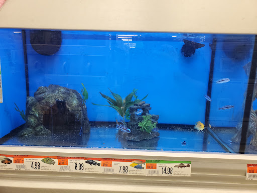 Pet Supply Store «Pet Supplies Plus», reviews and photos, 887 N Lexington-Springmill Rd, Mansfield, OH 44906, USA