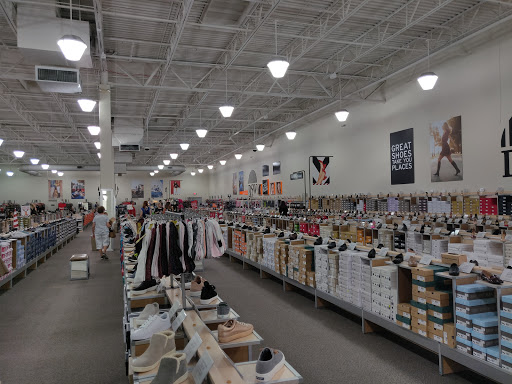 Shoe Store «DSW Designer Shoe Warehouse», reviews and photos, 13711 S Tamiami Trail, Fort Myers, FL 33912, USA