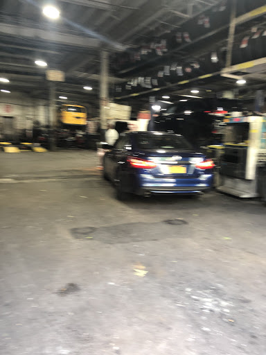 Auto Body Shop «Punjab Auto Repair», reviews and photos, 33-56 21st St, Long Island City, NY 11106, USA