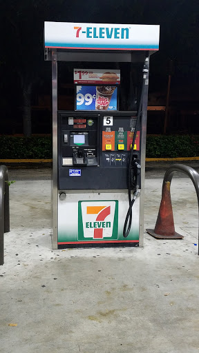 Convenience Store «7-Eleven», reviews and photos, 1500 NE 26th St, Wilton Manors, FL 33305, USA