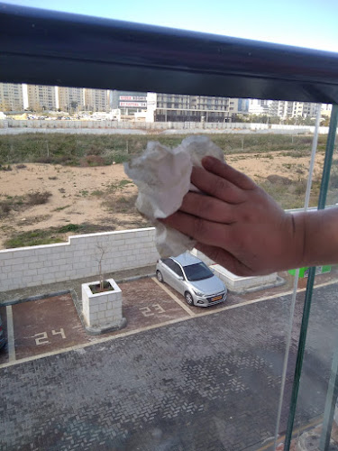 Opinii despre Sponge (ספונג') שירותי ניקיון în מודיעין מכבים רעות - שירות ניקיון