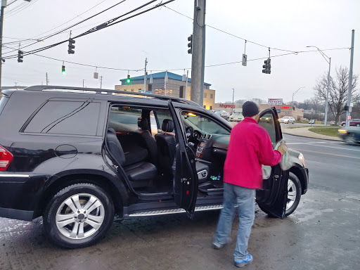 Car Wash «Star Car Wash Cincinnati», reviews and photos, 5560 Glenway Ave, Cincinnati, OH 45238, USA