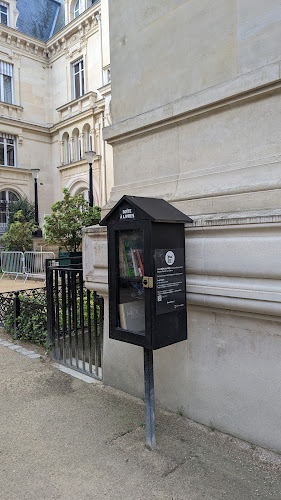 Boîte à Livres à Neuilly-sur-Seine