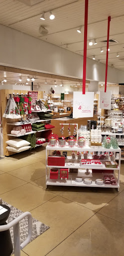 Furniture Store «Crate and Barrel», reviews and photos, 555 Bellevue Way NE, Bellevue, WA 98004, USA