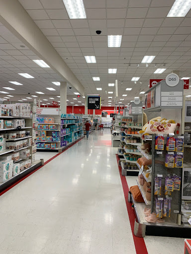 Department Store «Target», reviews and photos, 6100 Arlington Blvd, Falls Church, VA 22044, USA