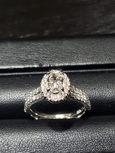 Jewelry Store «The Jewelry Exchange», reviews and photos, 100 E Main St, Norristown, PA 19401, USA