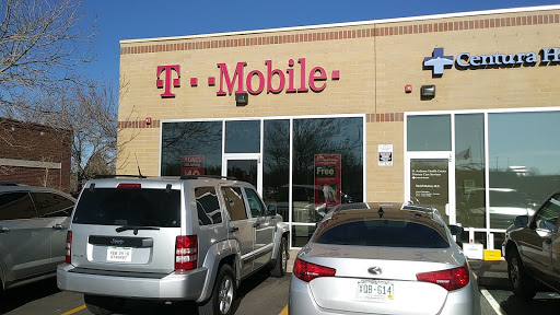 Cell Phone Store «T-Mobile», reviews and photos, 1921 Sheridan Blvd, Edgewater, CO 80214, USA