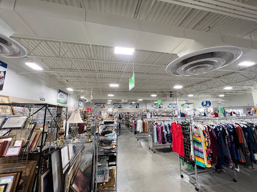 Thrift Store «Goodwill Industries Crystal Lake», reviews and photos, 1016 Central Park Dr, Crystal Lake, IL 60014, USA