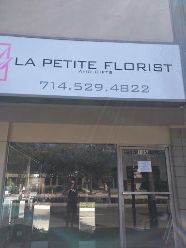 Florist «La Petite Florist & Gifts, Inc», reviews and photos, 770 S Brea Blvd # 105, Brea, CA 92821, USA