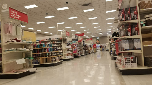 Department Store «Target», reviews and photos, 13505 20th Ave, College Point, NY 11356, USA