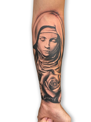 Explore gothic tattoo ideas for men, creative tattoo ideas in Hilo, available at Nerdy Neely Studio