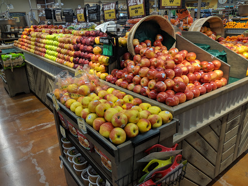 Grocery Store «Fresh Thyme Farmers Market- Alamo/Oakley», reviews and photos, 3321 Alamo Ave, Cincinnati, OH 45209, USA