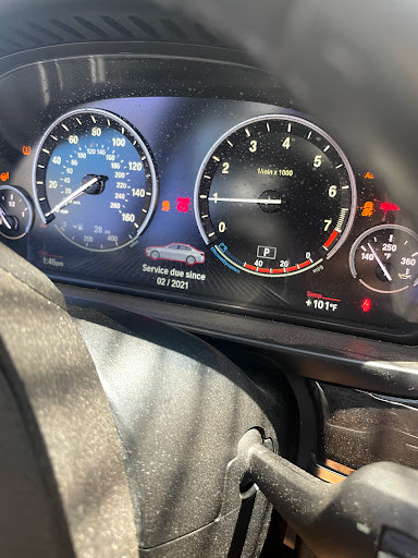 Used Car Dealer «Luxury Motorsports», reviews and photos, 2141 E Bell Rd, Phoenix, AZ 85022, USA