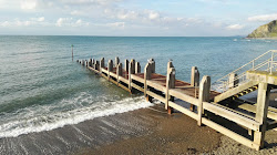 Foto di Aberystwyth North sorretto da scogliere