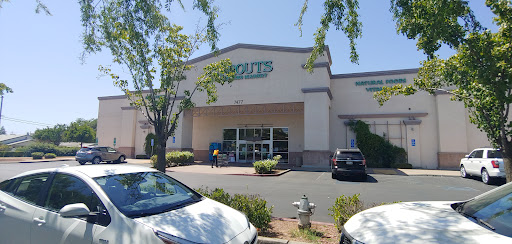 Health Food Store «Sprouts Farmers Market», reviews and photos, 7477 N Blackstone Ave, Fresno, CA 93720, USA