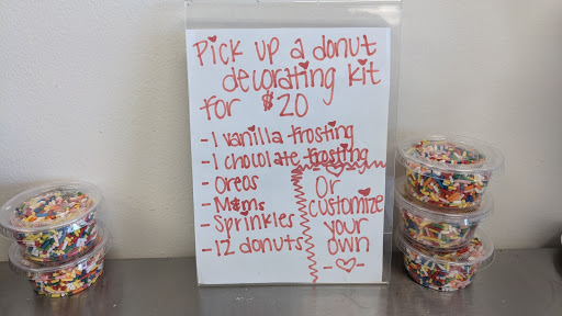 Donut Shop «Peace Love & Little Donuts», reviews and photos, 3106 Tamiami Trail N, Naples, FL 34103, USA