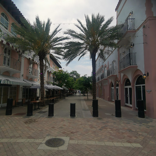 Drexel Ave & Española Way, Miami Beach, FL 33139, USA