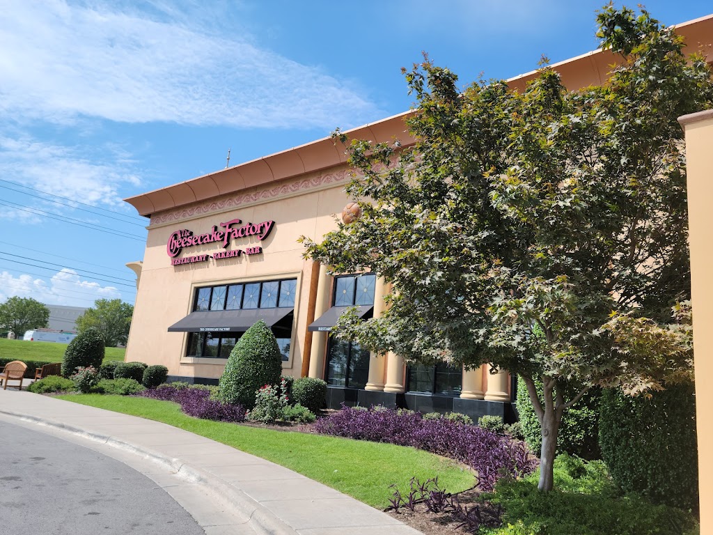 The Cheesecake Factory Tulsa, OK 74133 Menu, Hours, Reviews and Contact