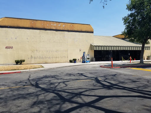 Movie Theater «AMC Bakersfield 6», reviews and photos, 4200 California Ave, Bakersfield, CA 93309, USA