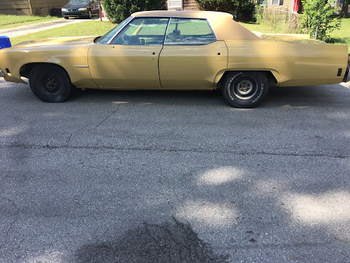 Auto Body Shop «Maaco Collision Repair & Auto Painting», reviews and photos, 8916 Troost Ave, Kansas City, MO 64131, USA