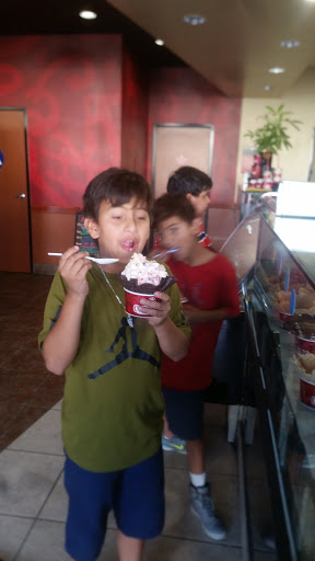 Ice Cream Shop «Cold Stone Creamery», reviews and photos, 7000 Eastern Ave Suite E, Bell Gardens, CA 90201, USA