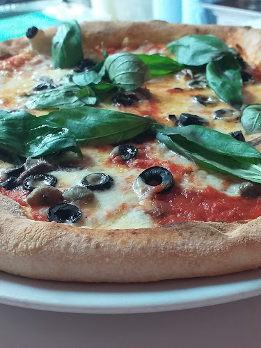 Reviews of Delicious by Franco in London - Pizza