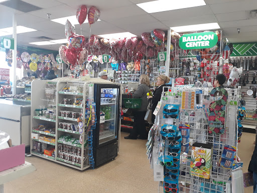 Dollar Store «Dollar Tree», reviews and photos, 1801 Alexandria Dr #124, Lexington, KY 40504, USA