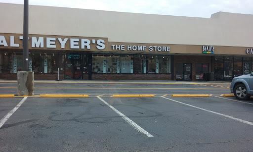 Southland Four Seasons Shopping Center, 600 Clairton Blvd, Pittsburgh, PA 15236, USA, 