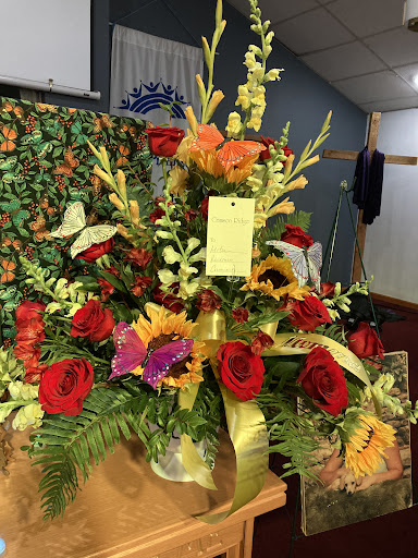 Florist «Crimson Ridge Florist Rockford», reviews and photos, 735 N Perryville Rd, Rockford, IL 61107, USA