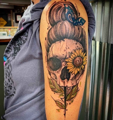 Tattoo Shop «ZONE13 Tattoo», reviews and photos, 10 Superior Way, Woodbury, NJ 08096, USA