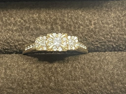 Jewelry Store «Jared The Galleria of Jewelry», reviews and photos, 20 Forbes Rd, Braintree, MA 02184, USA