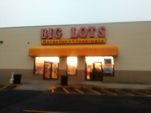 Discount Store «Big Lots», reviews and photos, 888 Green Blvd, Aurora, IN 47001, USA